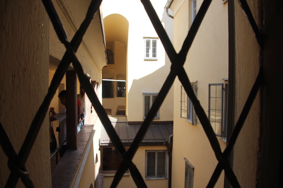 Foto des Innenhofs des Mozarthauses