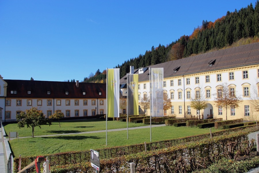 Westflügel der Abtei mit dem Gymnasium