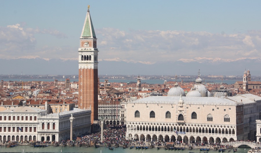 Ansicht Venedigs von San Giorgio aus: Campanile, Palazzo Ducale, Kuppel von San Marco