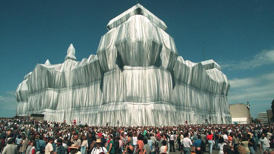 verhüllter Reichstag 1994