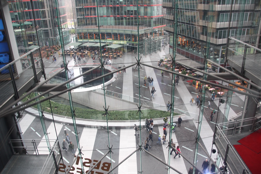 Ausblick von oben auf den Platz