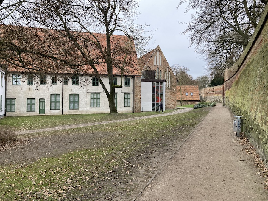 Ein Teil des Rostocker Stadtmuseum auf dem Gelände des alten Heilig-Kreuz-Klosters.