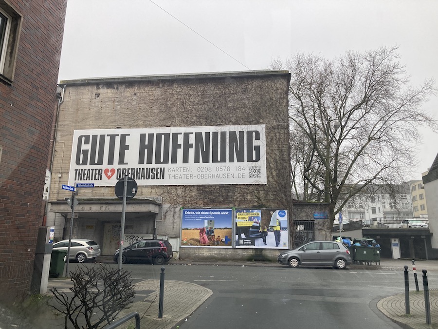 Es gibt in Oberhausen ein Theater