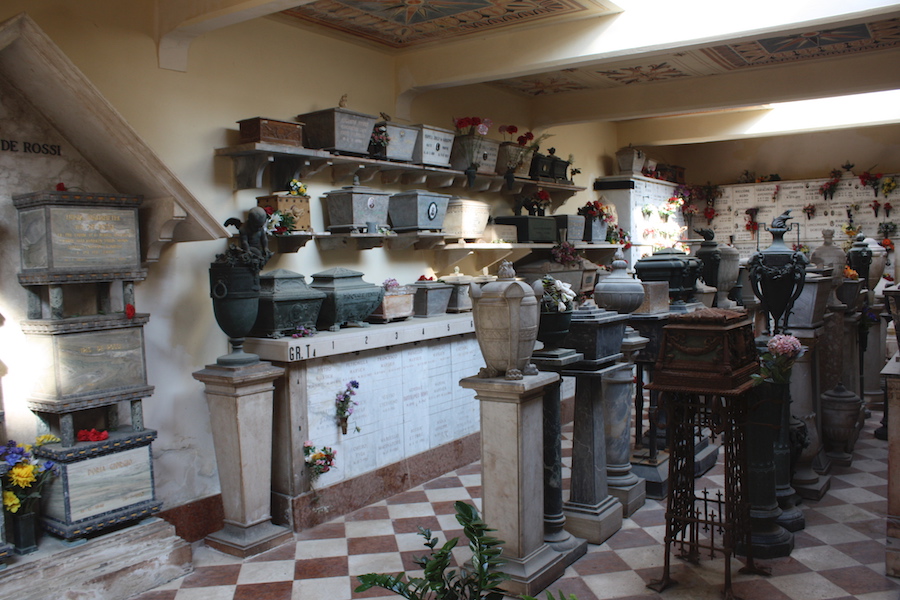 Einer von mehreren Urnenräumen